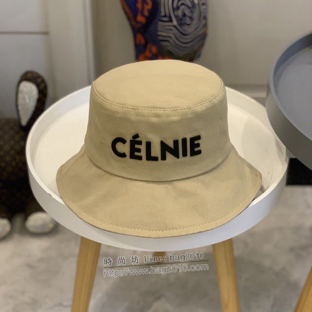 CELINE新品女士帽子 賽琳立體彩虹字母炫彩系列漁夫帽  mm1619